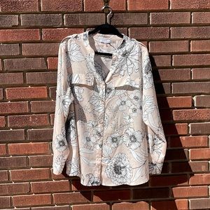 Calvin Klein blouse 1X EUC peach black white